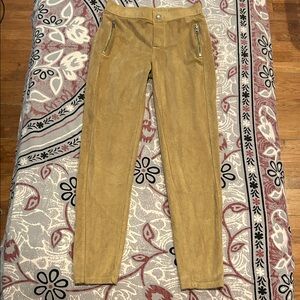 Abercrombie Kids Tan Bottoms with Zipper Details